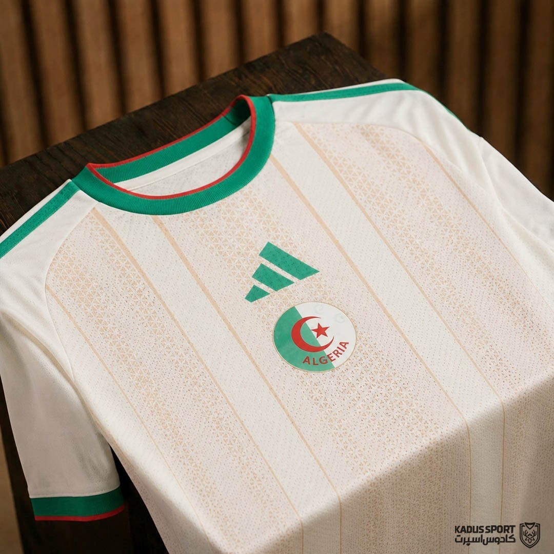 کیت اول تیم الجزایر 2026