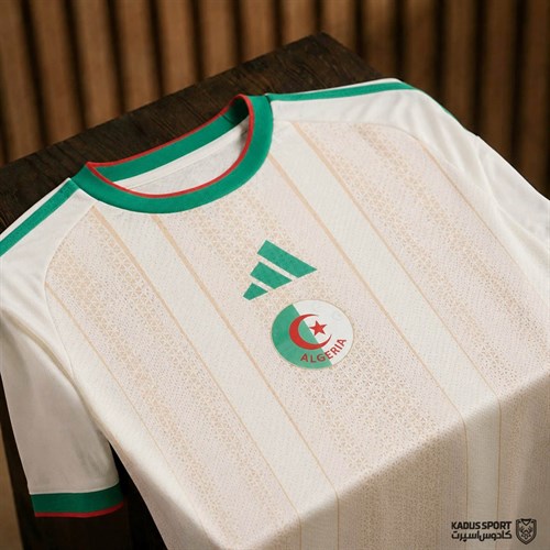 کیت اول تیم الجزایر 2026